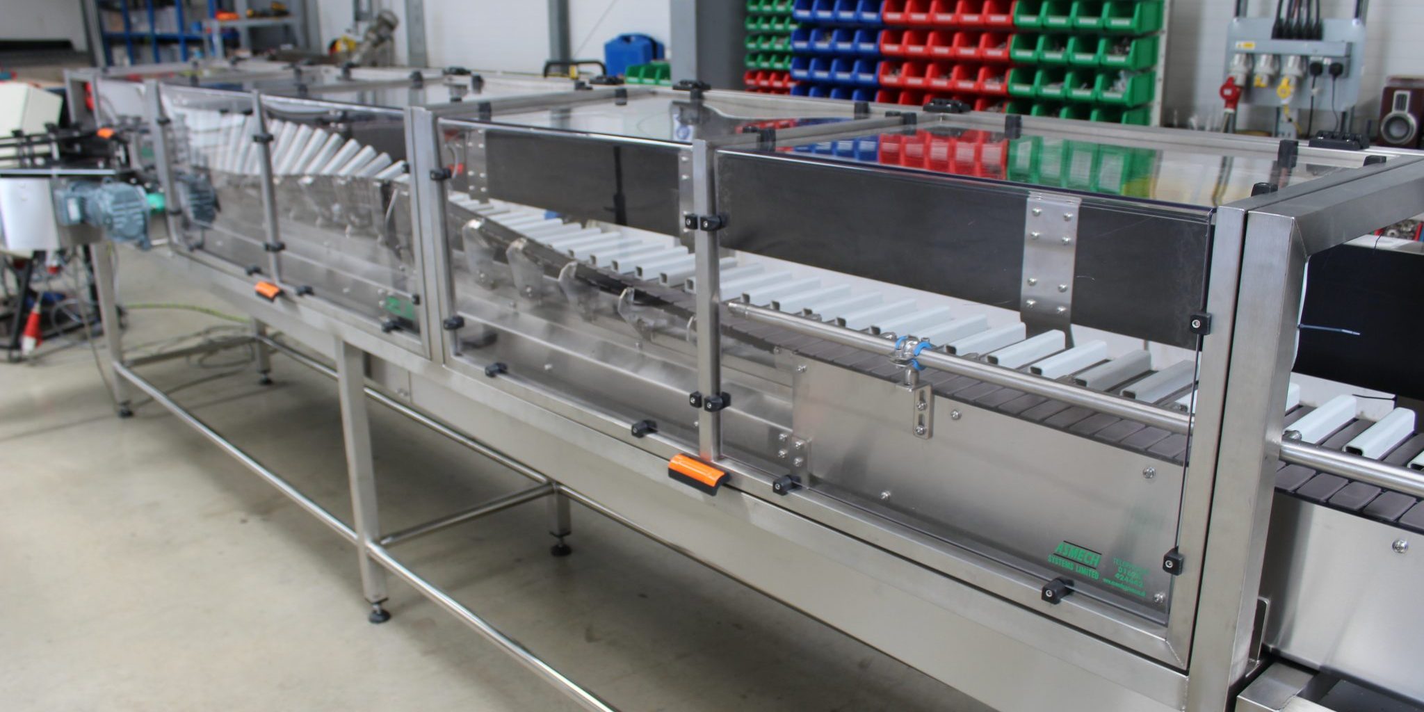 Conveyor for Hot filling and bottle inversion