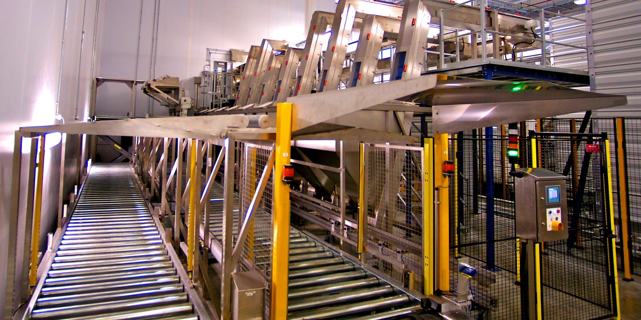 Which conveyor machine will best suit your requirement? Which conveyor machine will best suit your requirement?